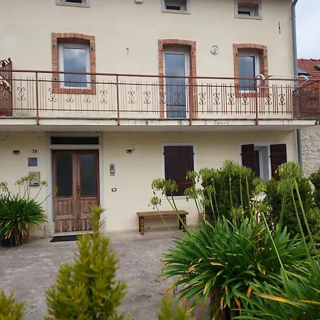 Farm stay Coi De Pera *